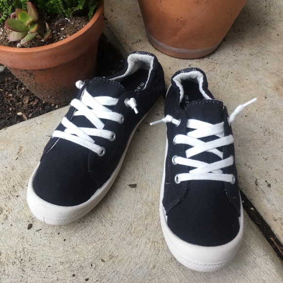 madden girl slip on tennis shoes